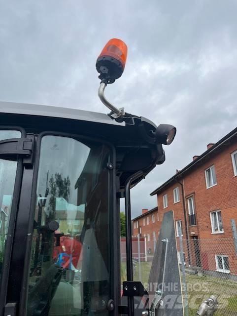 Massey Ferguson 4708 Trattori