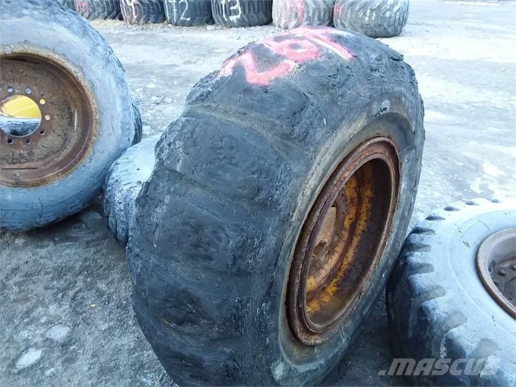 LS 17,5x25 Pneumatici, ruote e cerchioni