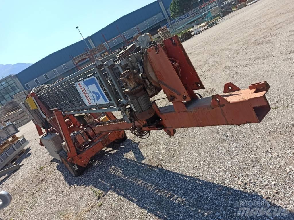 Fari E300 Gru automontanti