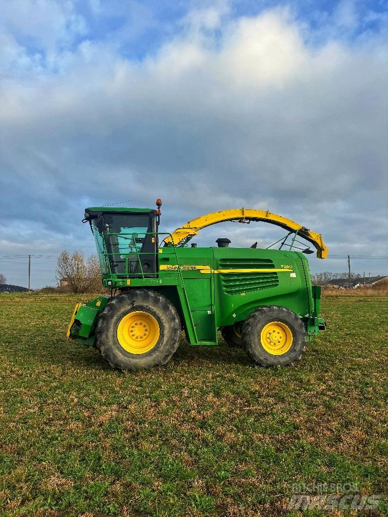 John Deere 7250 Falciatrinciatrici