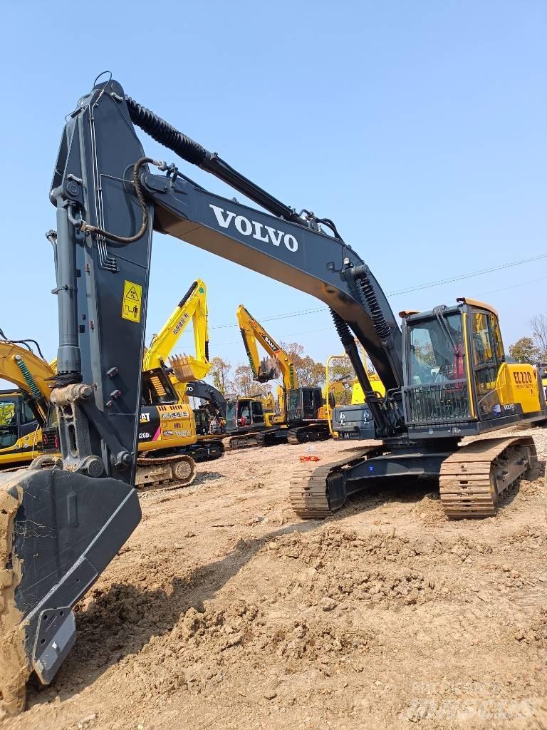 Volvo EC 220 Escavatori cingolati