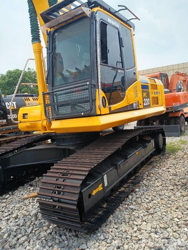 Komatsu PC 220-8 Escavatori cingolati