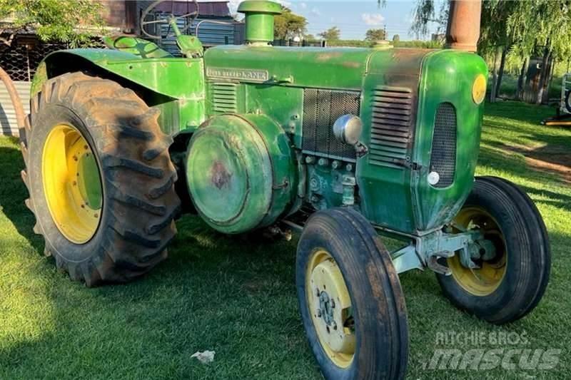 John Deere Lance Trattori