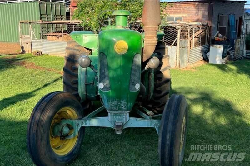 John Deere Lance Trattori
