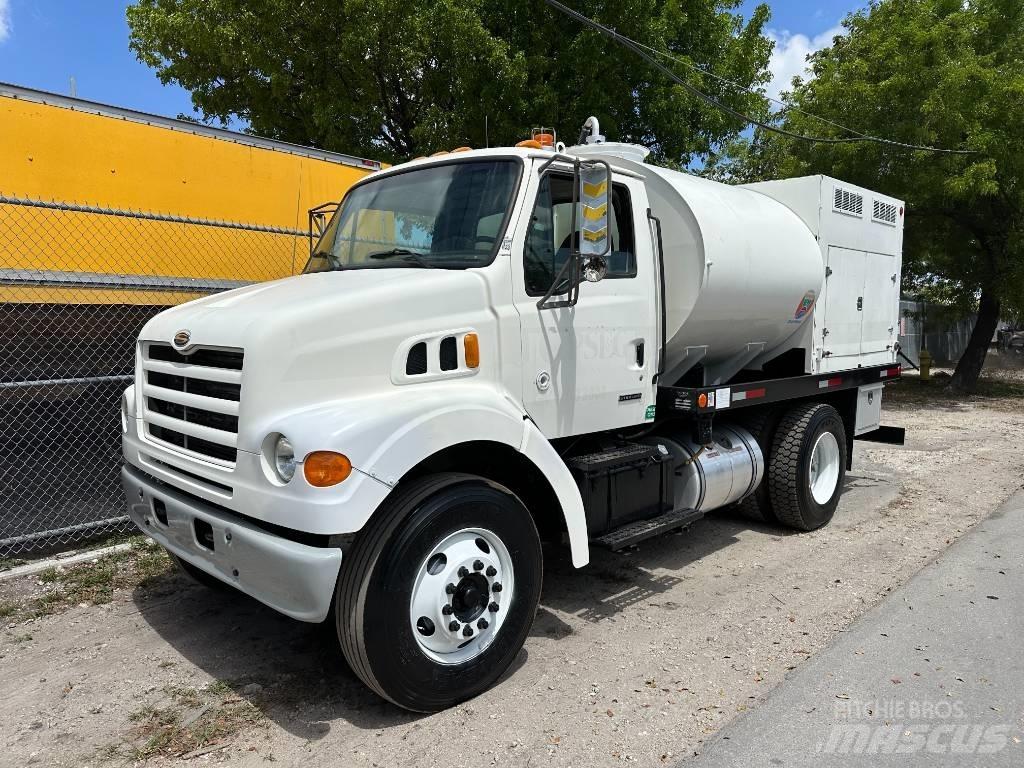 Sterling L 7501 Camion autospurgo