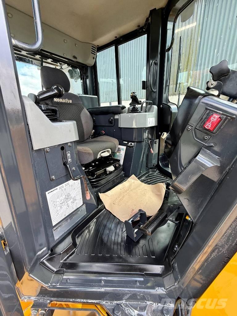 Komatsu D 61 PXi-24 Dozer cingolati