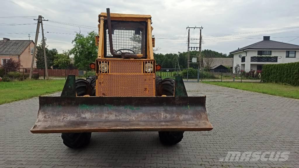 LKT 81 Trattori Forestali
