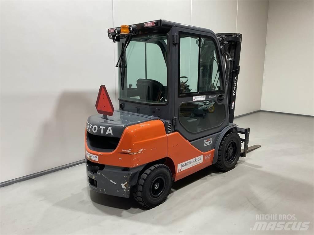 Toyota 52-8FDF30 Carrelli elevatori diesel