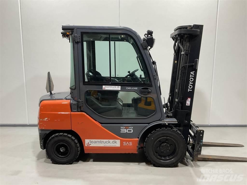 Toyota 52-8FDF30 Carrelli elevatori diesel