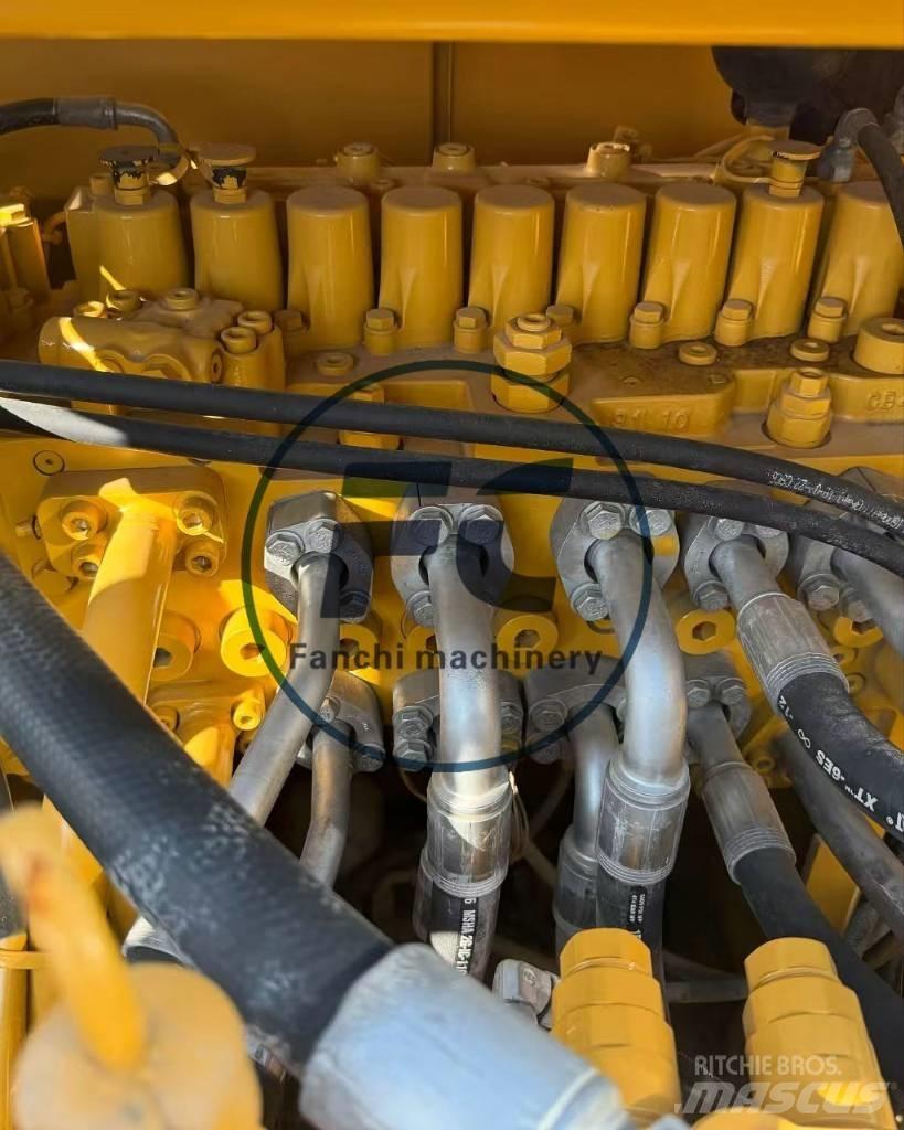 CAT 330 Escavatori cingolati