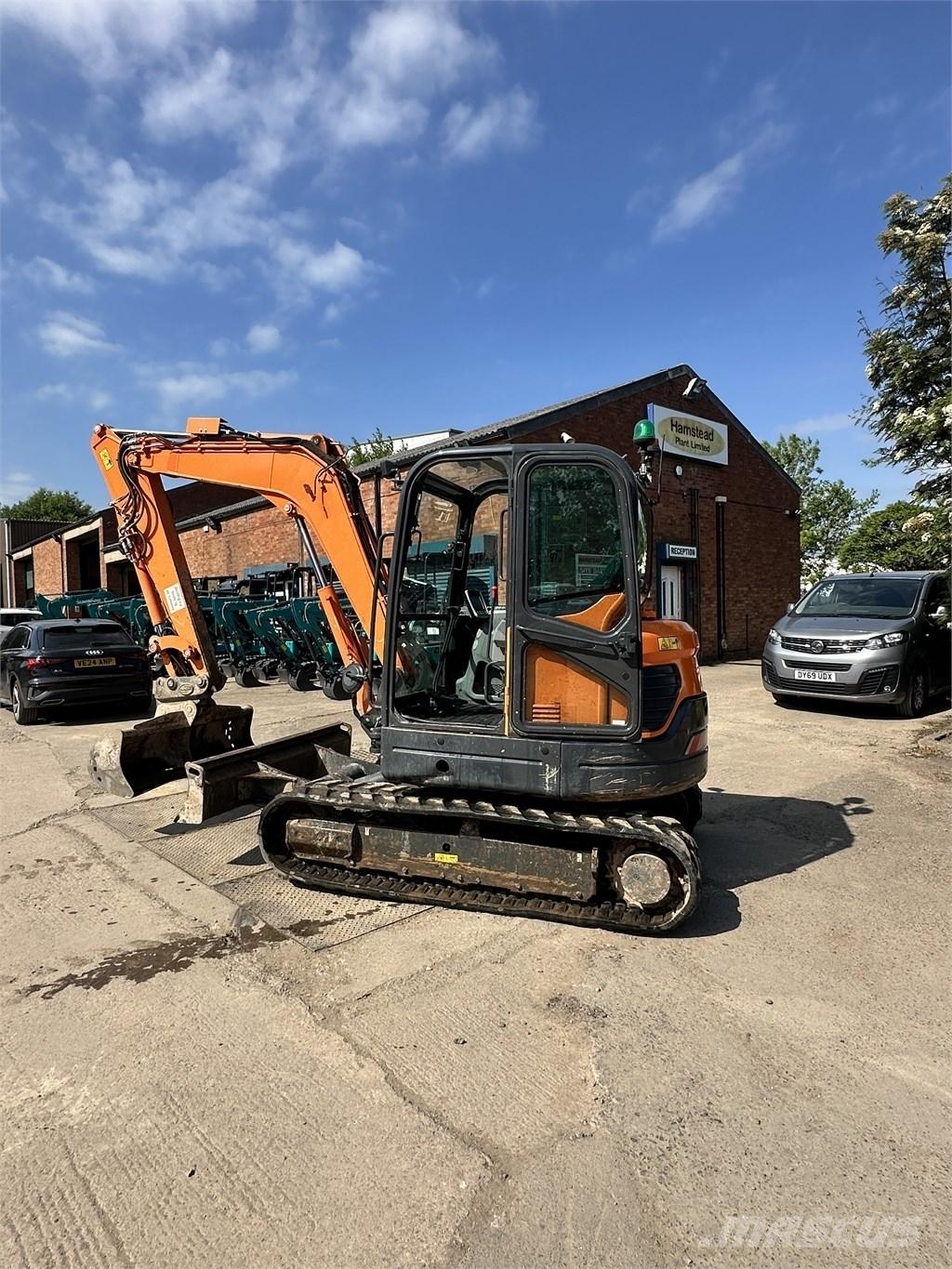 Doosan DX 63-3 Miniescavatori