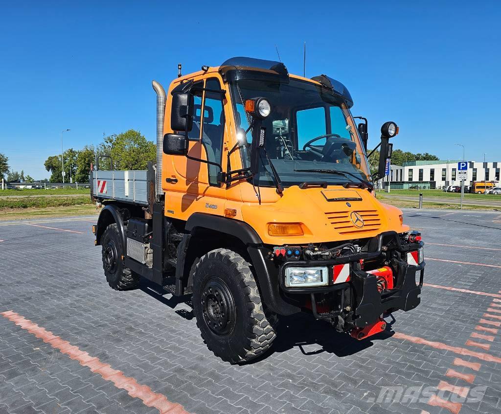 Unimog U400 Camion con cassone scarrabile