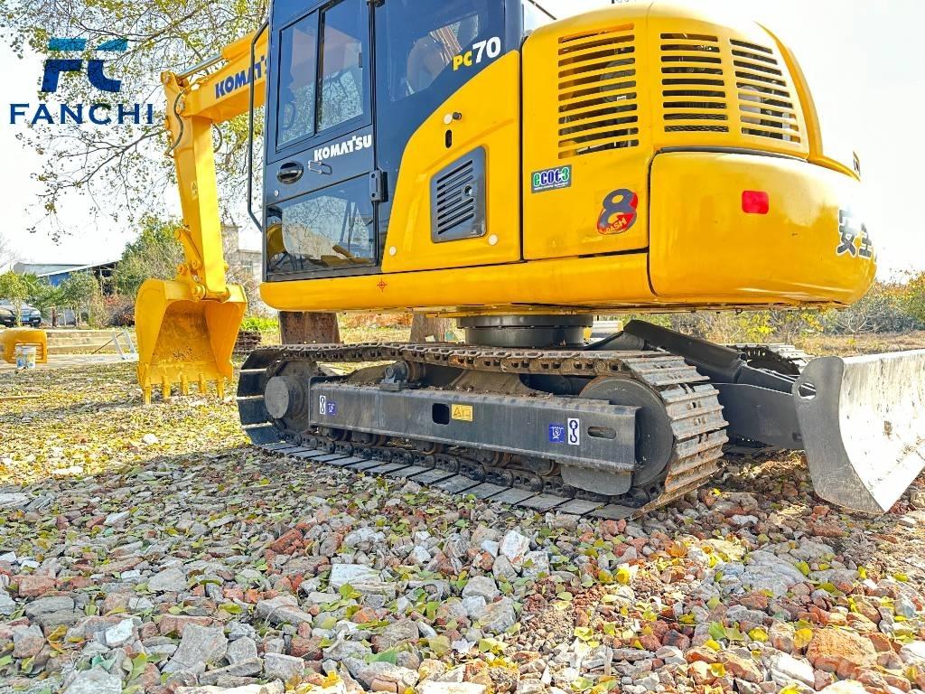 Komatsu PC70-8 Escavatori cingolati