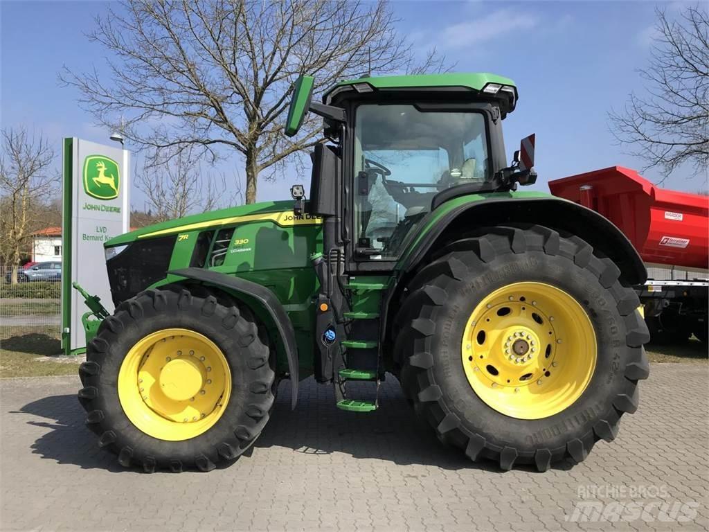 John Deere 7R 330 Trattori