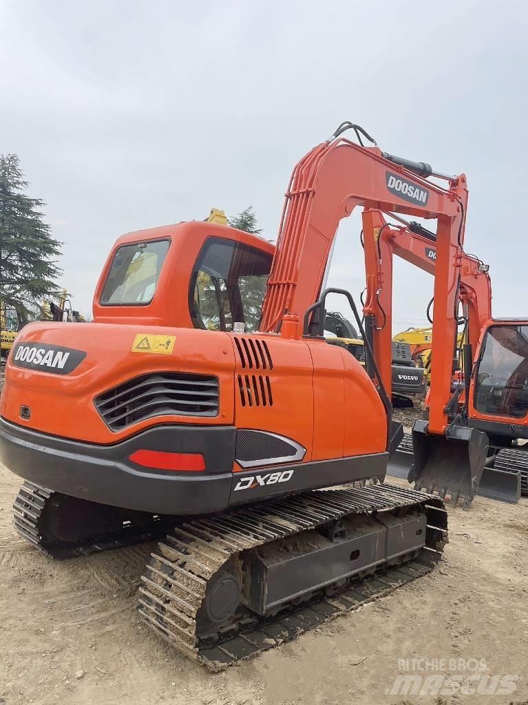 Doosan DX80 Escavatori medi 7t - 12t