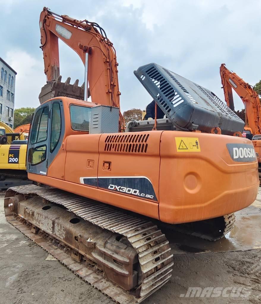 Doosan DX 300 LC Escavatori cingolati