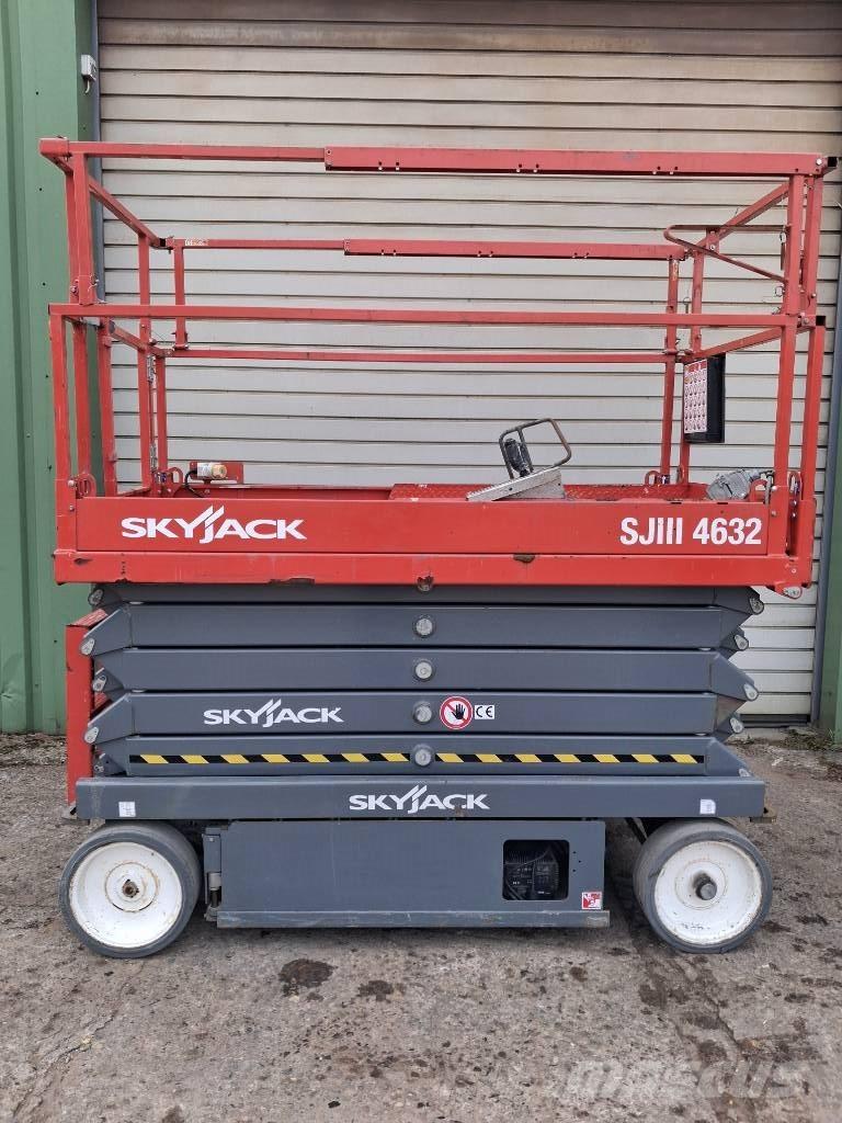 SkyJack SJ III 4632 Piattaforme a pantografo