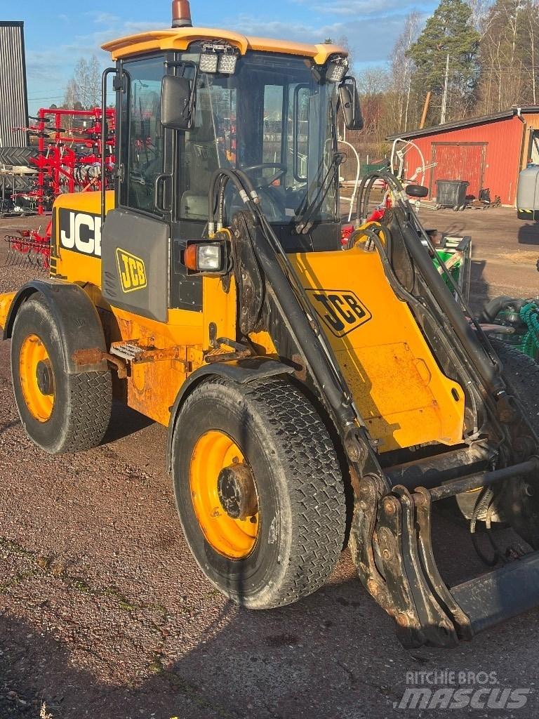 JCB 411 HT Pale gommate