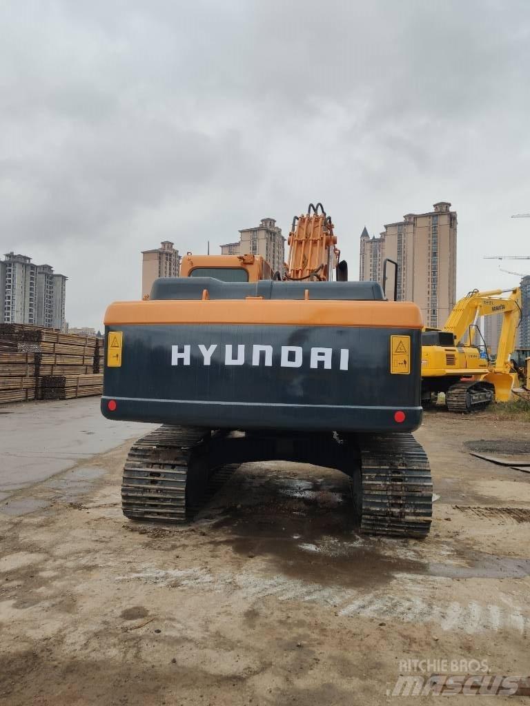 Hyundai R220LC-9S Escavatori cingolati