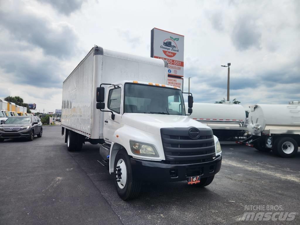 Hino 268 Camion cassonati