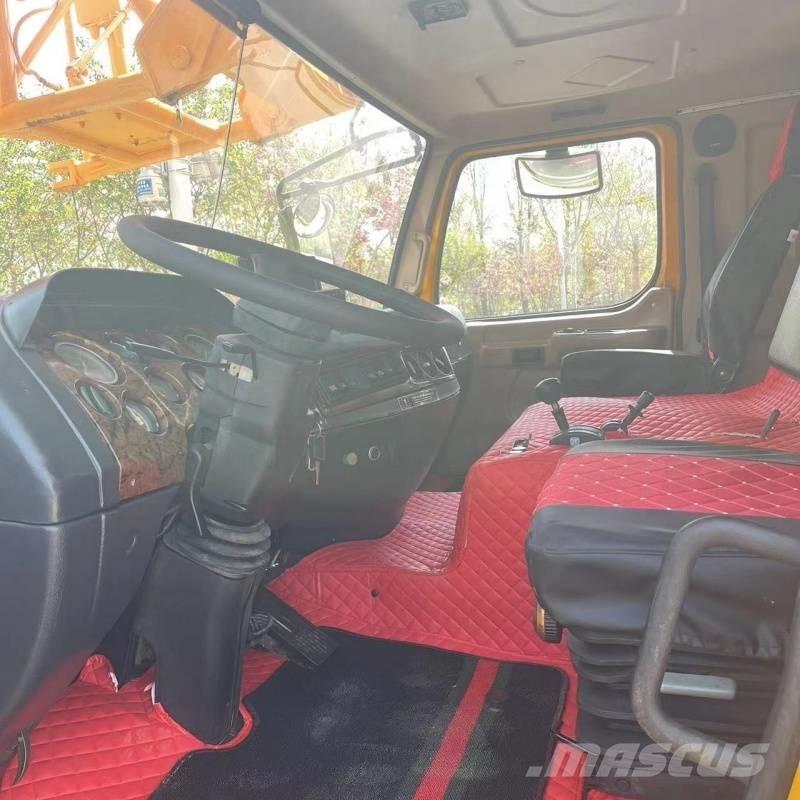 XCMG QY 100 K Gru per tutti i terreni