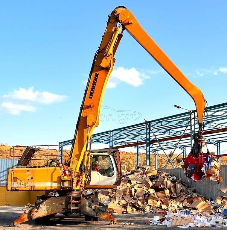 Liebherr 934 Movimentazione rifiuti