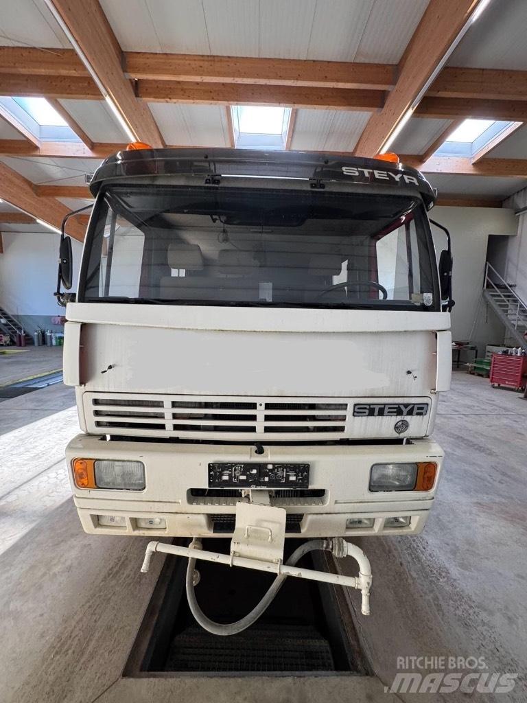 Steyr 13S21 Camion Pompieri