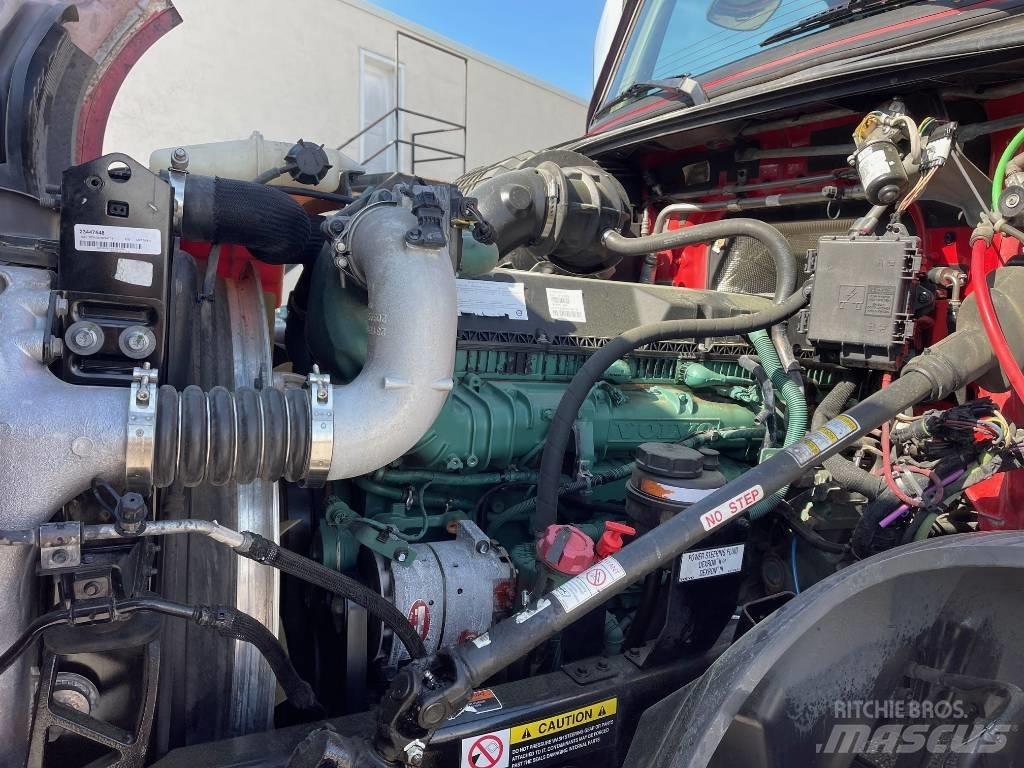 Volvo VNL64T300 Motrici e Trattori Stradali
