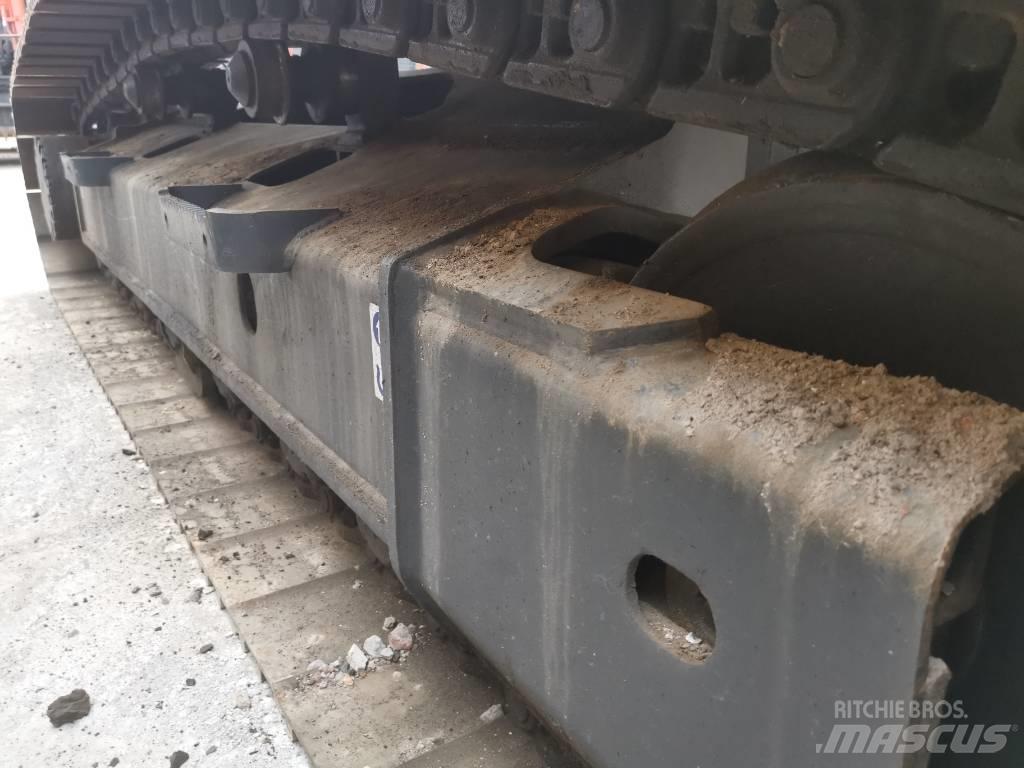 Komatsu PC 200 LC-8 Escavatori cingolati