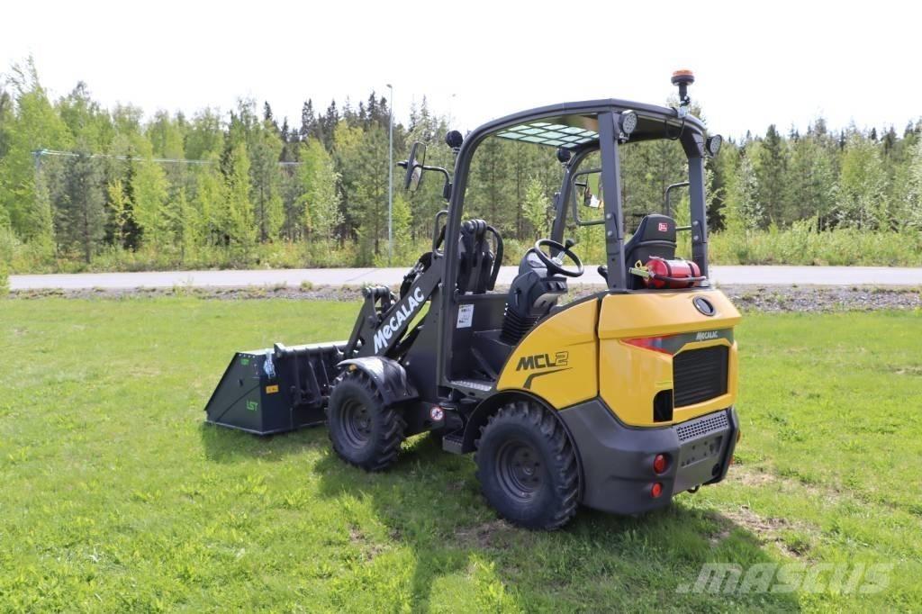 Mecalac MCL 2 Pale gommate