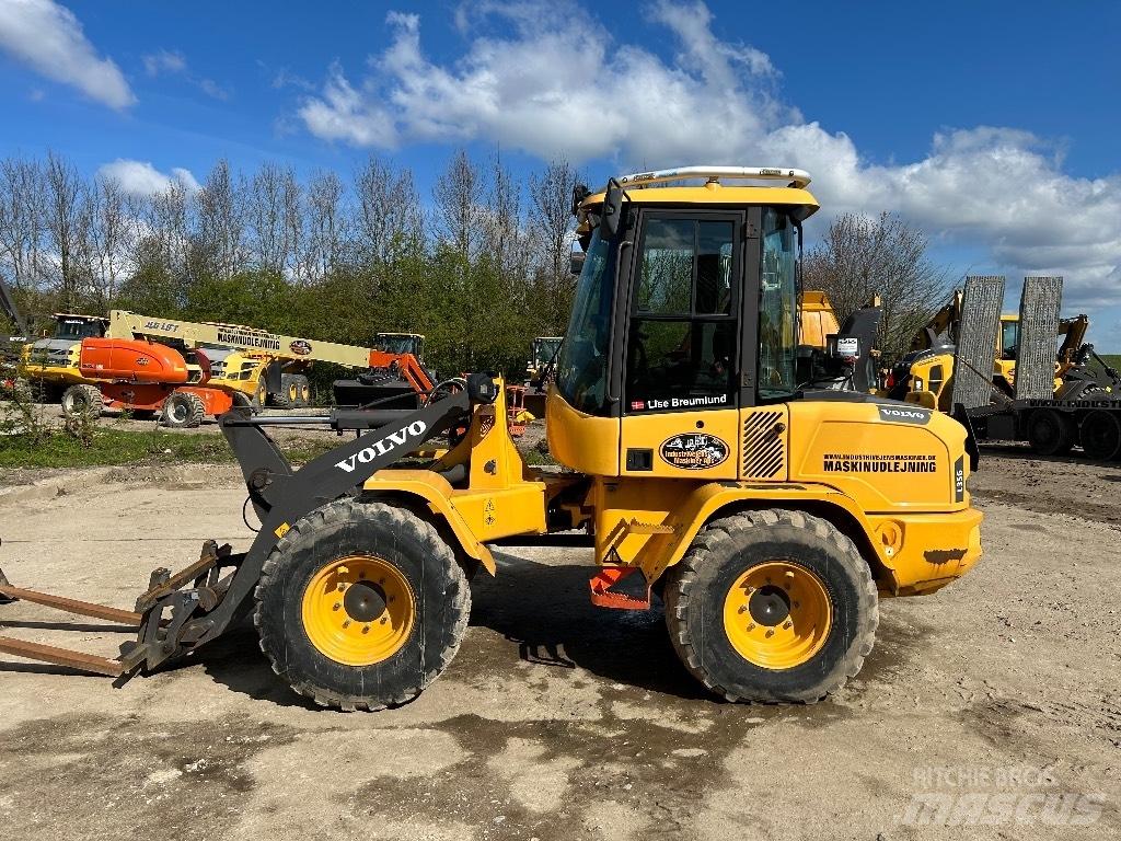 Volvo L 35 G Pale gommate