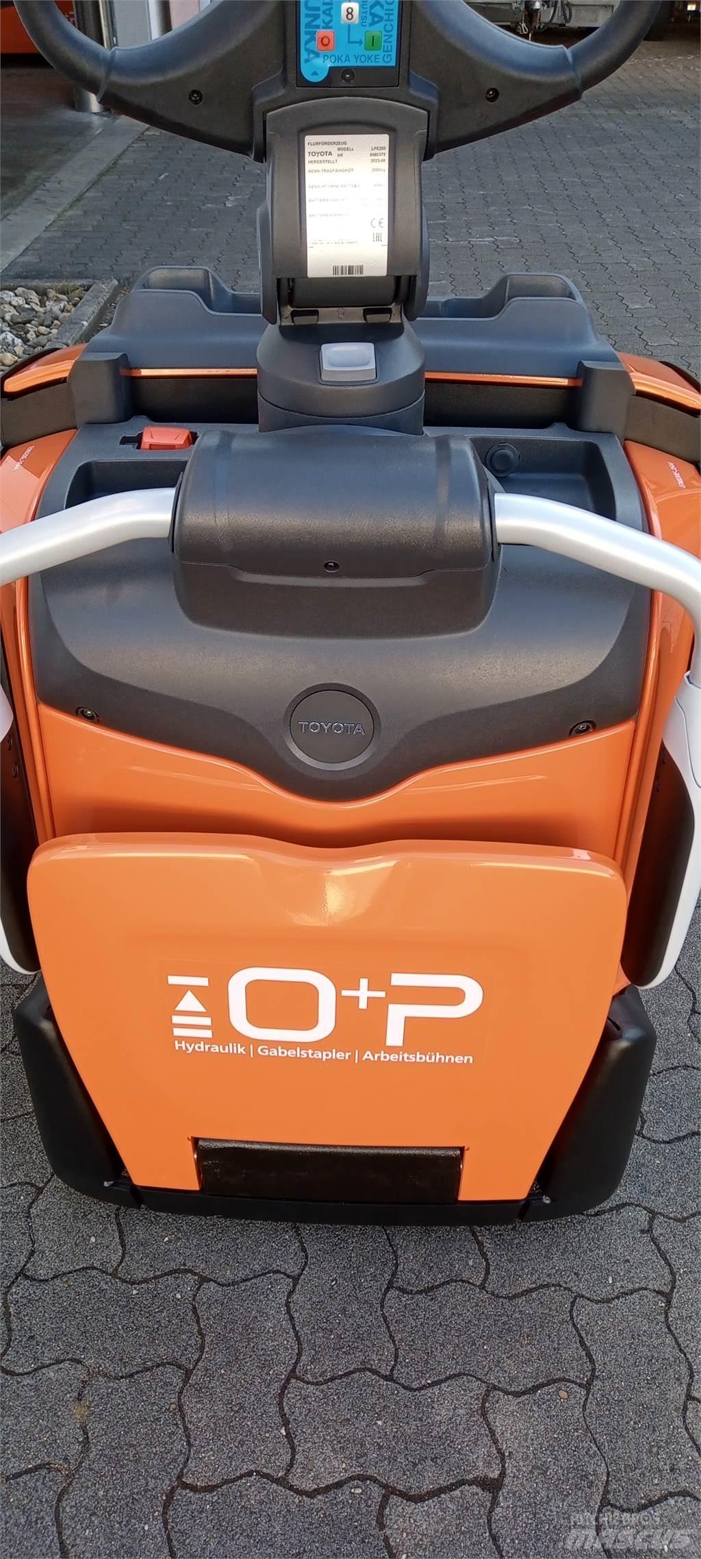 Toyota LPE200 Transpallet manuale