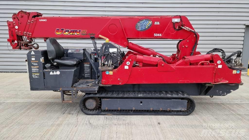 Unic URW-506 Mini gru