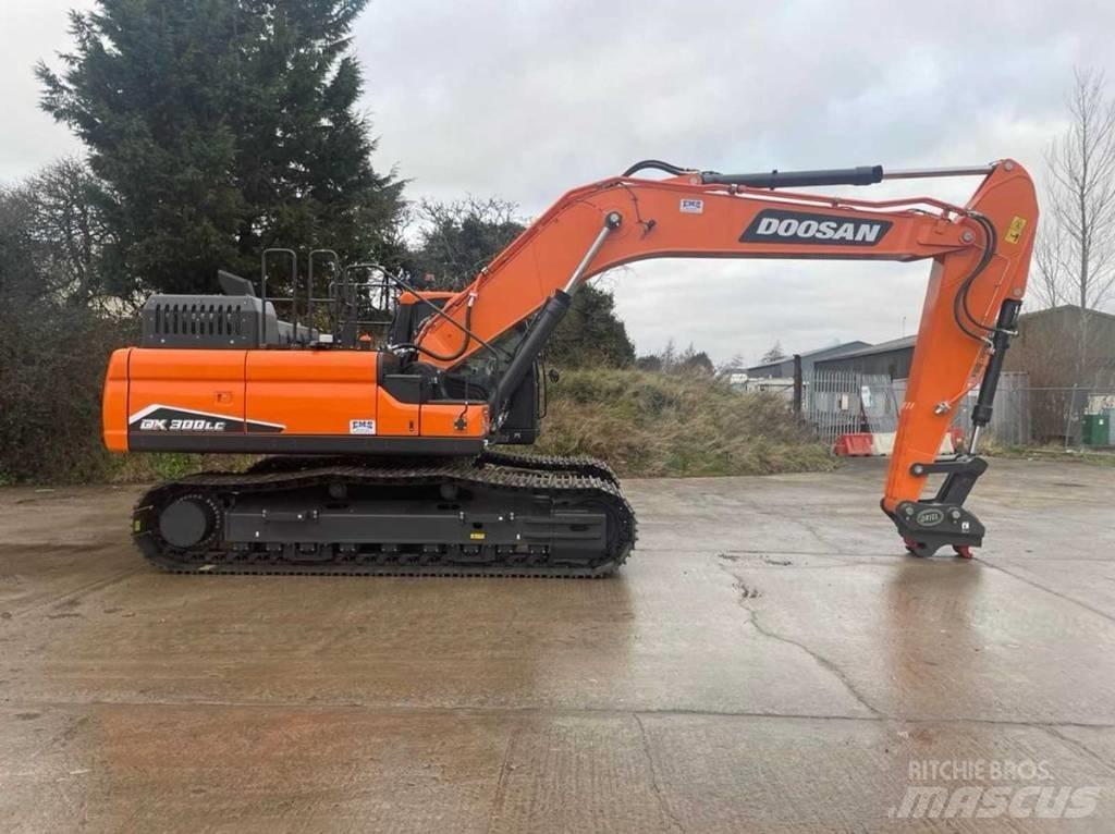 Doosan Dx300LC-7 Escavatori cingolati
