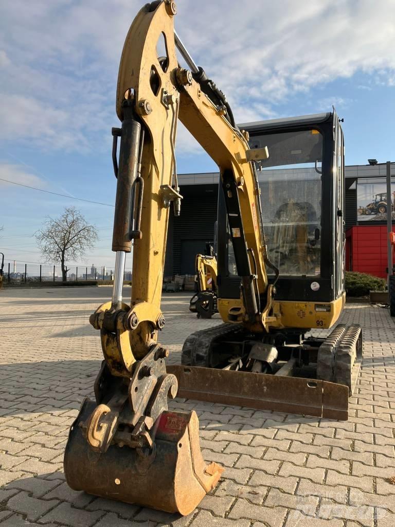 CAT 301.7 D Miniescavatori