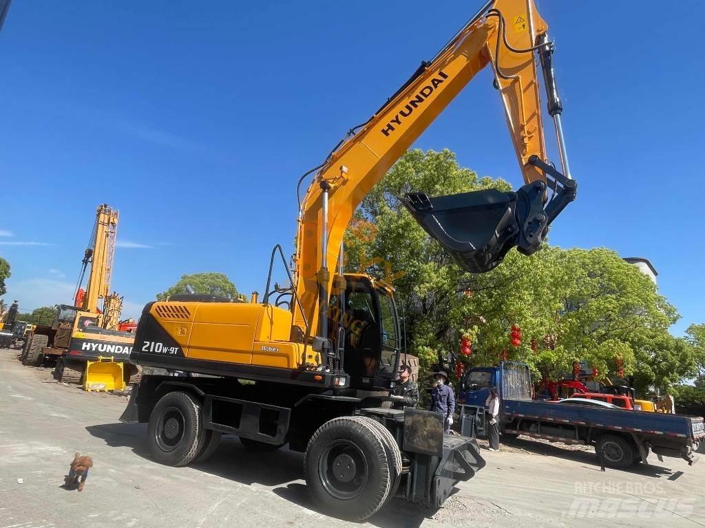 Hyundai Robex 210W-9 Escavatori gommati