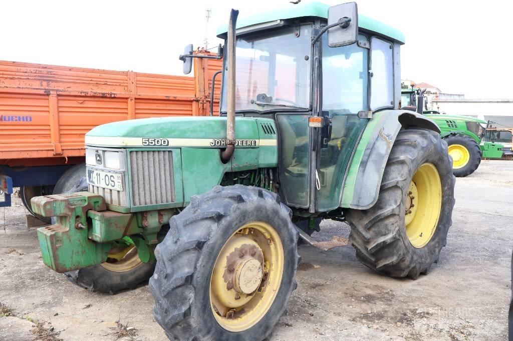 John Deere 5500 STD Trattori