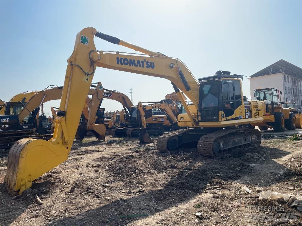 Komatsu 210 Escavatori cingolati