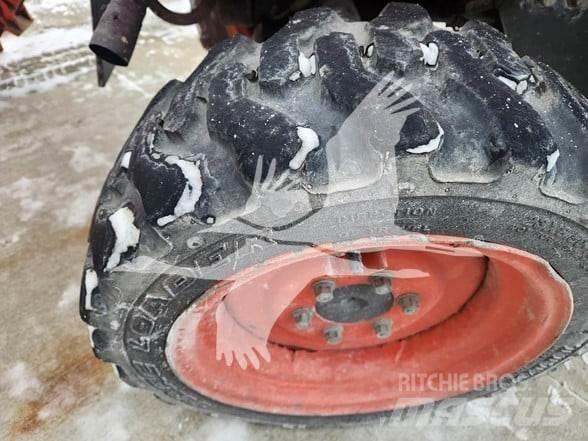 Kubota B26 Terne