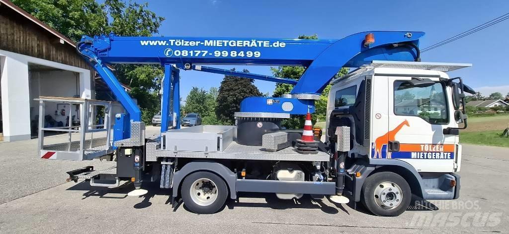 Palfinger P300 KS Piattaforme autocarrate