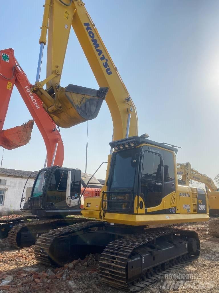 Komatsu PC 200-8 Escavatori cingolati