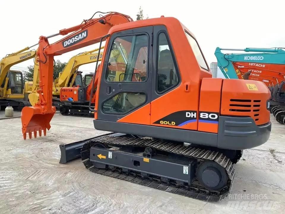 Doosan DH80 Escavatori cingolati