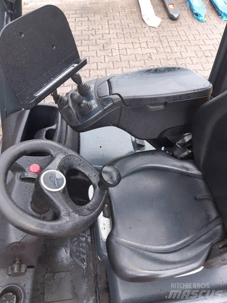 Linde E 12 Carrelli elevatori elettrici