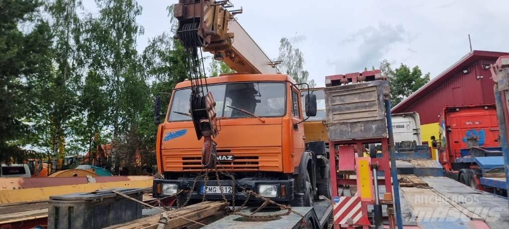 Kamaz 53215 Gru per tutti i terreni