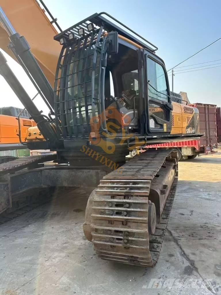 Hyundai Robex 520 VS Escavatori cingolati