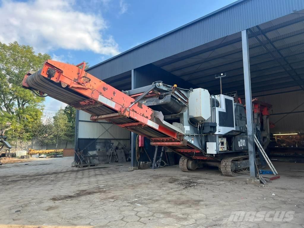 Sandvik QJ 241 Frantoi mobili