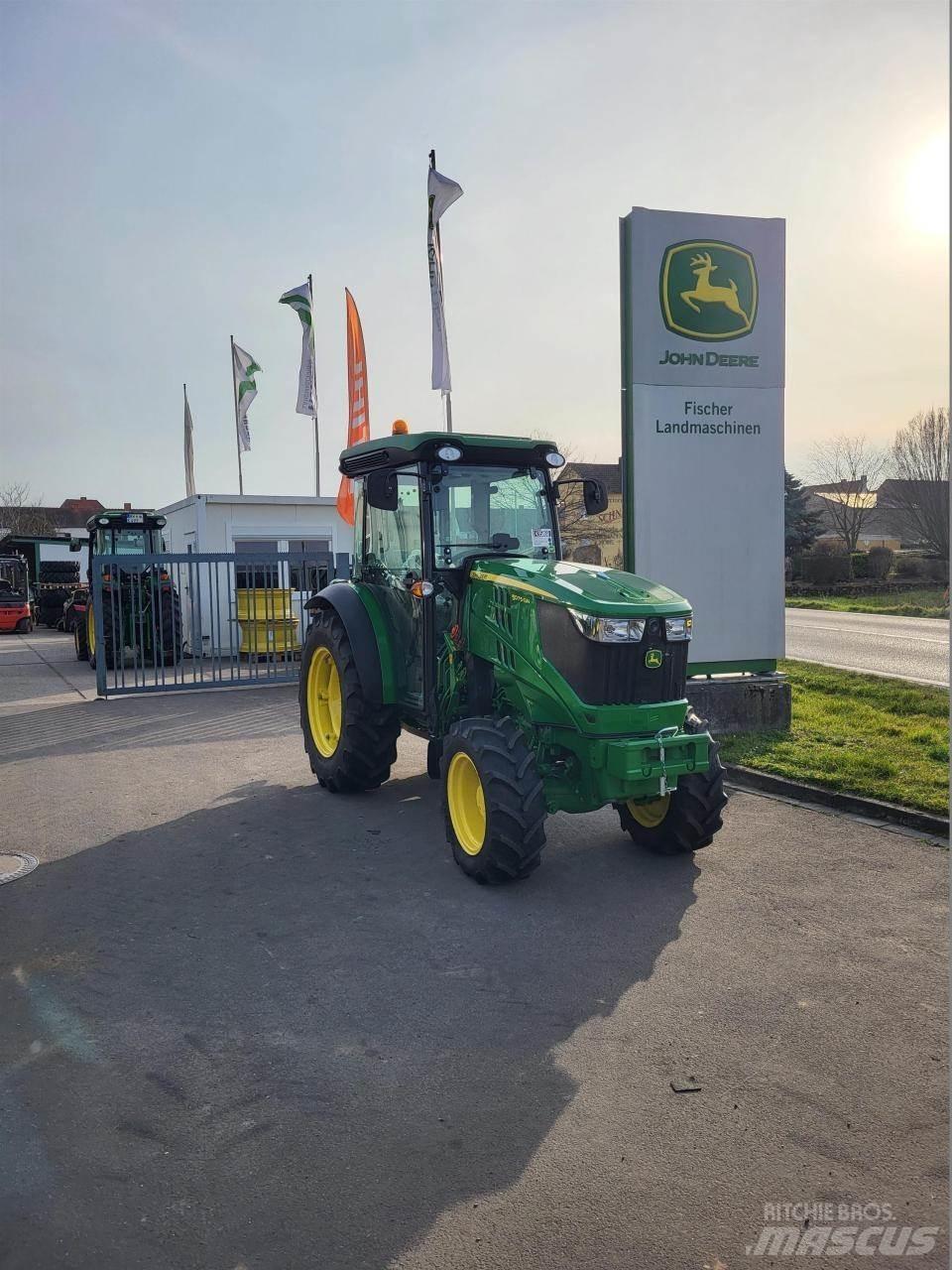 John Deere 5075GN Trattori