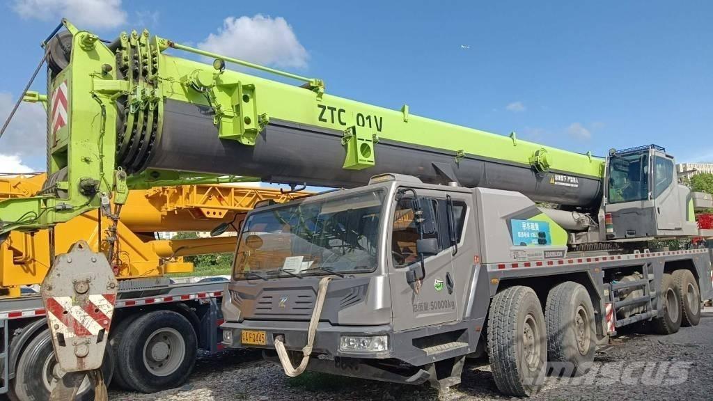 Zoomlion ZTC800 Gru per tutti i terreni