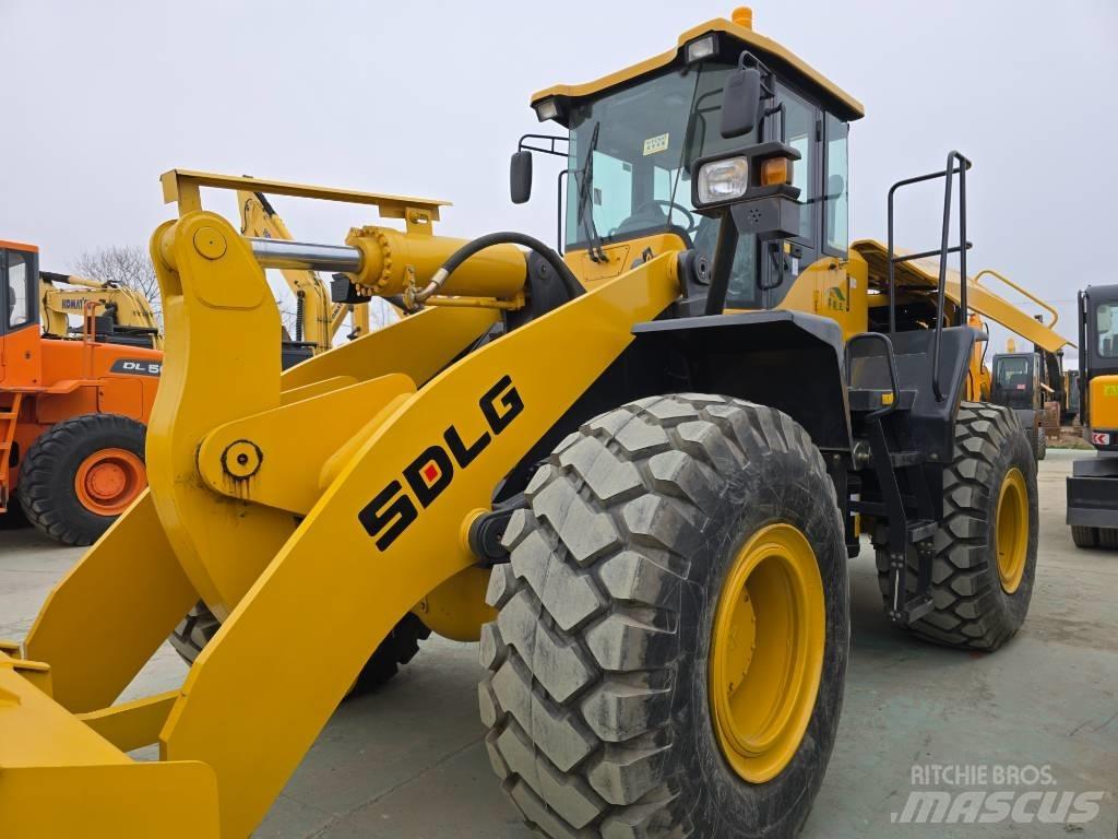 SDLG LG 956 F Pale gommate