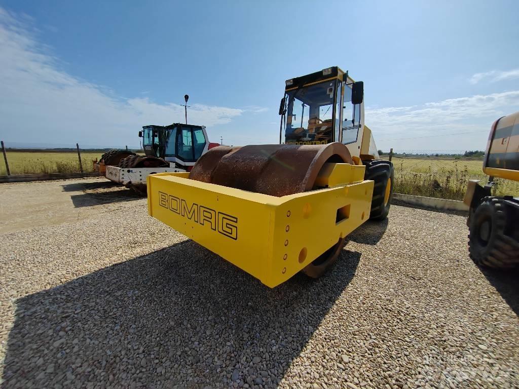 Bomag BW 225 D-3 Rulli a doppio tamburo
